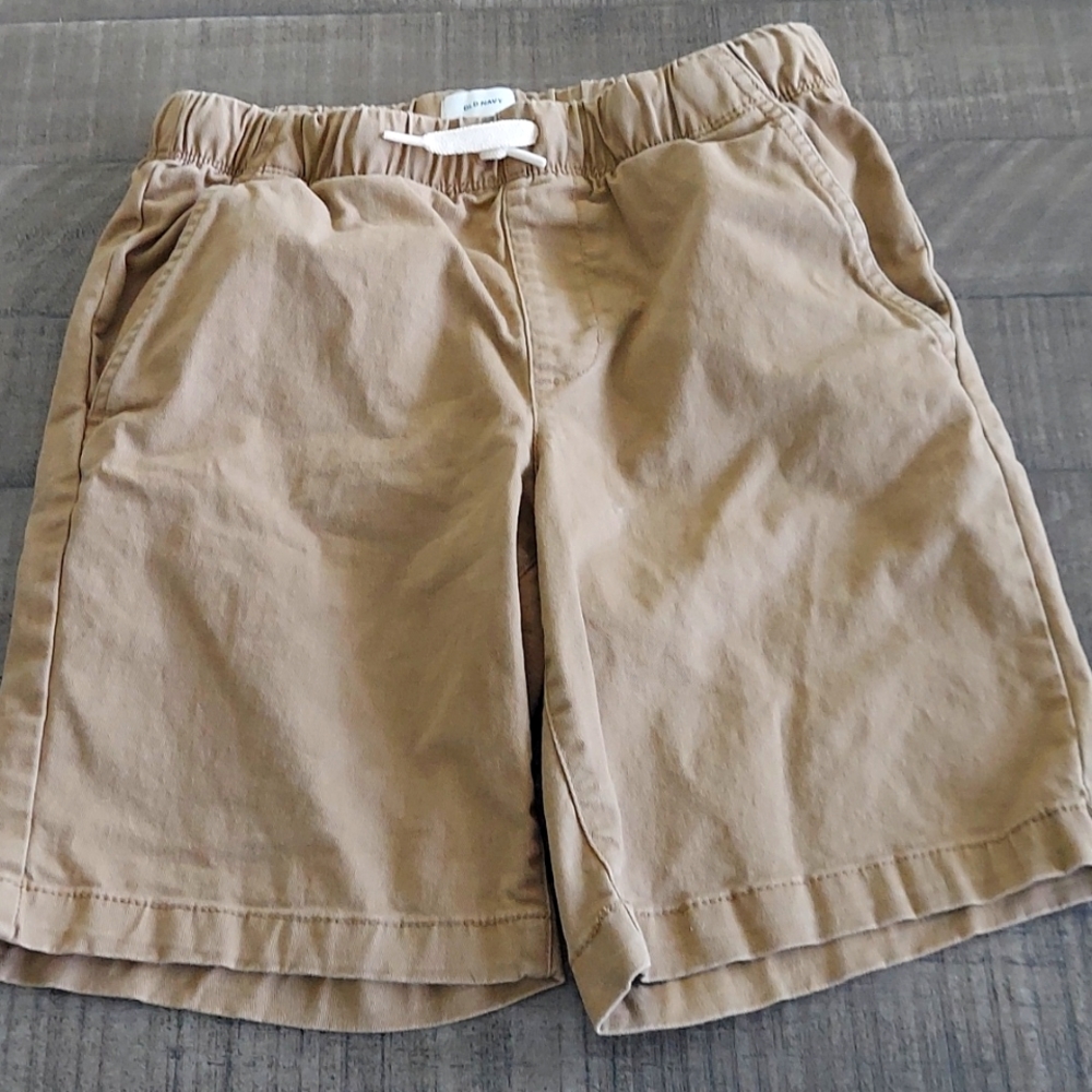 Old Navy khaki shorts